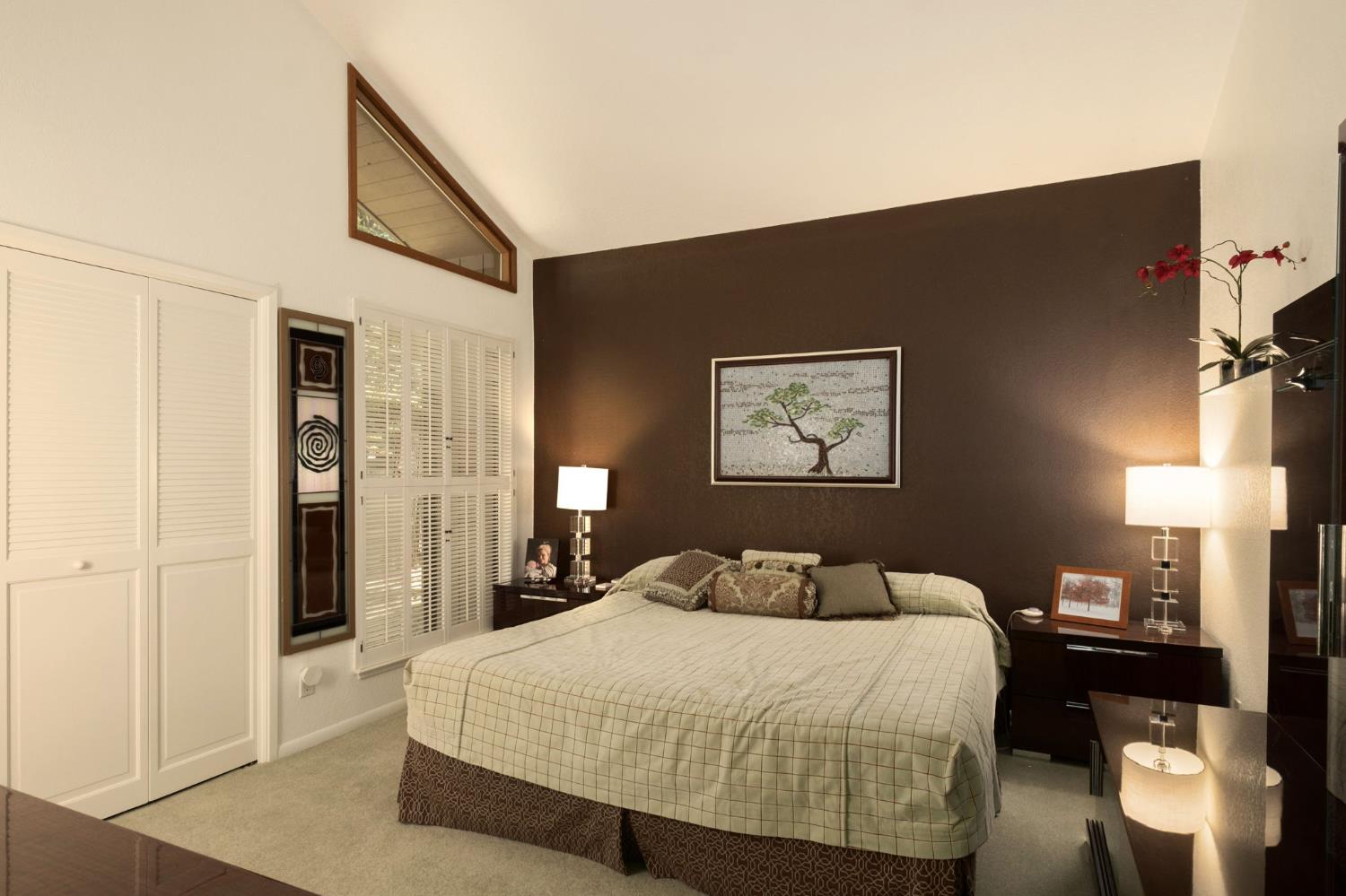 2273 W Dovewood Ln, Fresno, CA 93711