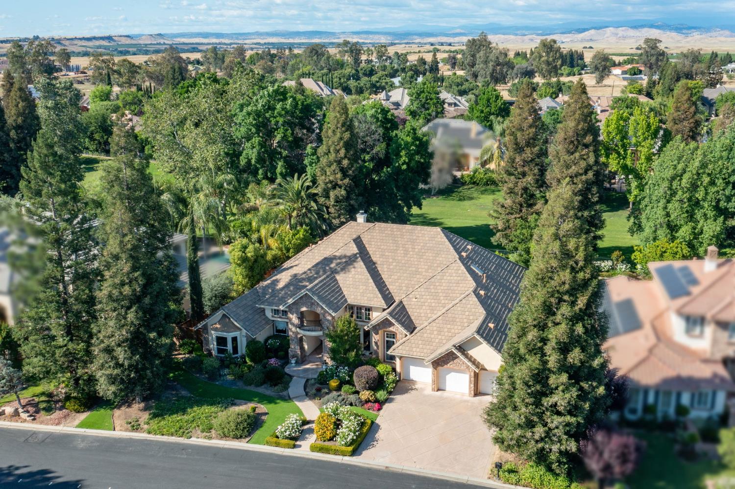 3386 E Via Monte Verdi Ave, Clovis, CA 93619